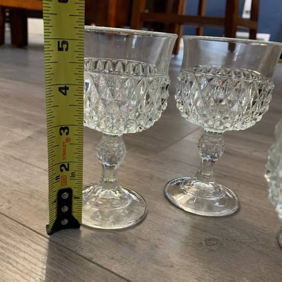 Diamond Point wine glasses - Picture 4 of 4